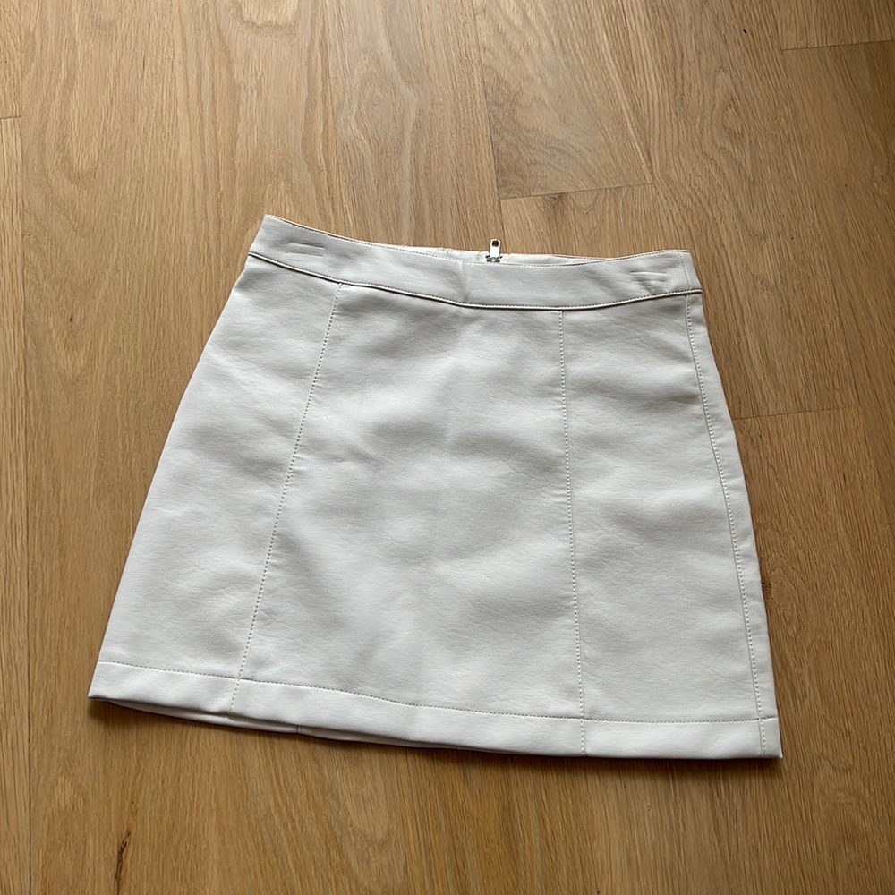 Forever 21 vegan leather mini skirt